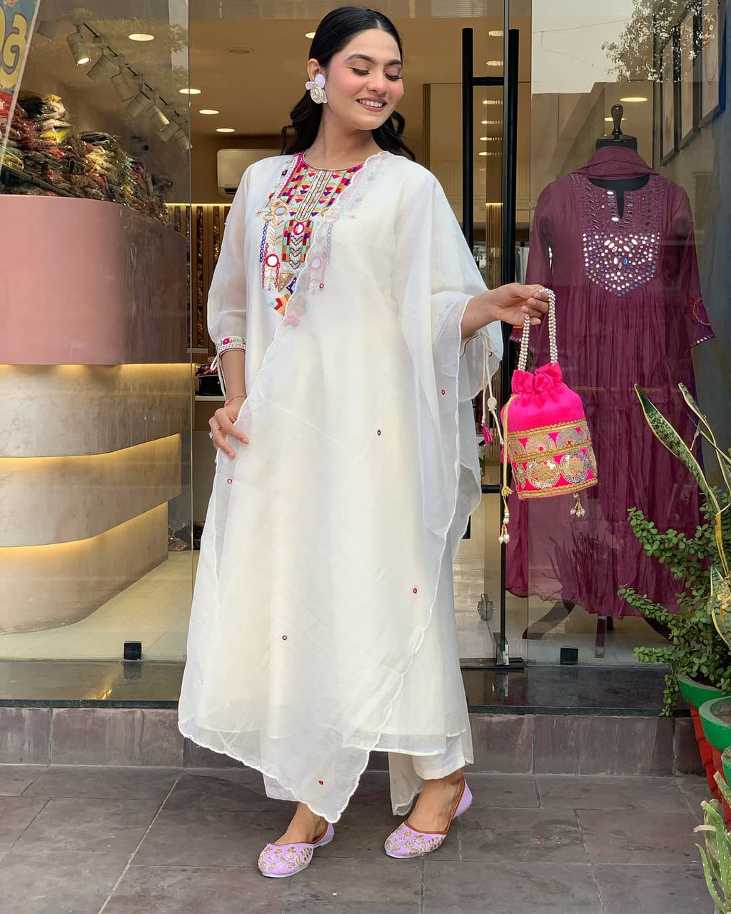 Ivory White Embroidered Kurta Set