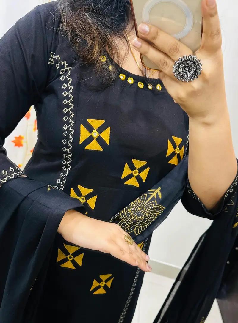 Elegant Black Printed Kurta Set with Dupatta